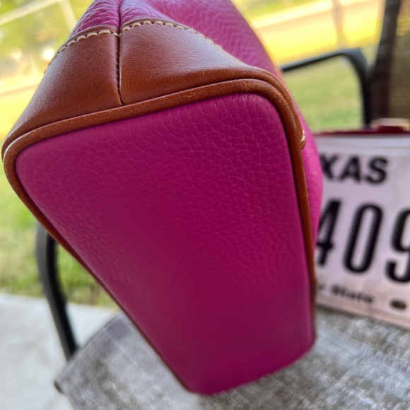 Dooney & Bourke Pebble Grain Crossbod - Picture 5 of 8